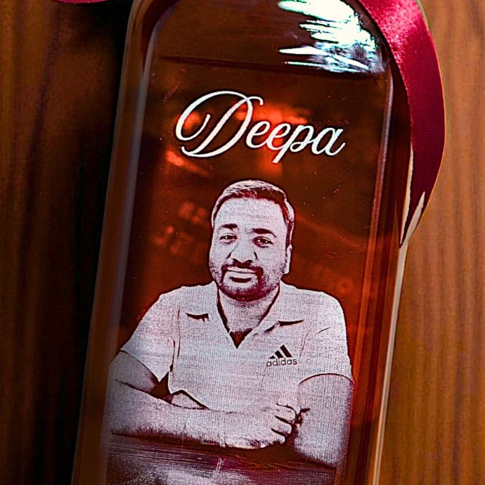 Photo engraving on bottle