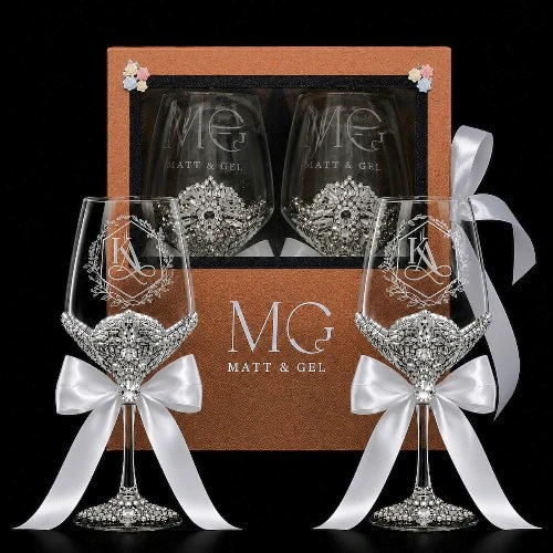 Wine Glasses with Crystals and engraved Wedding Logo and date