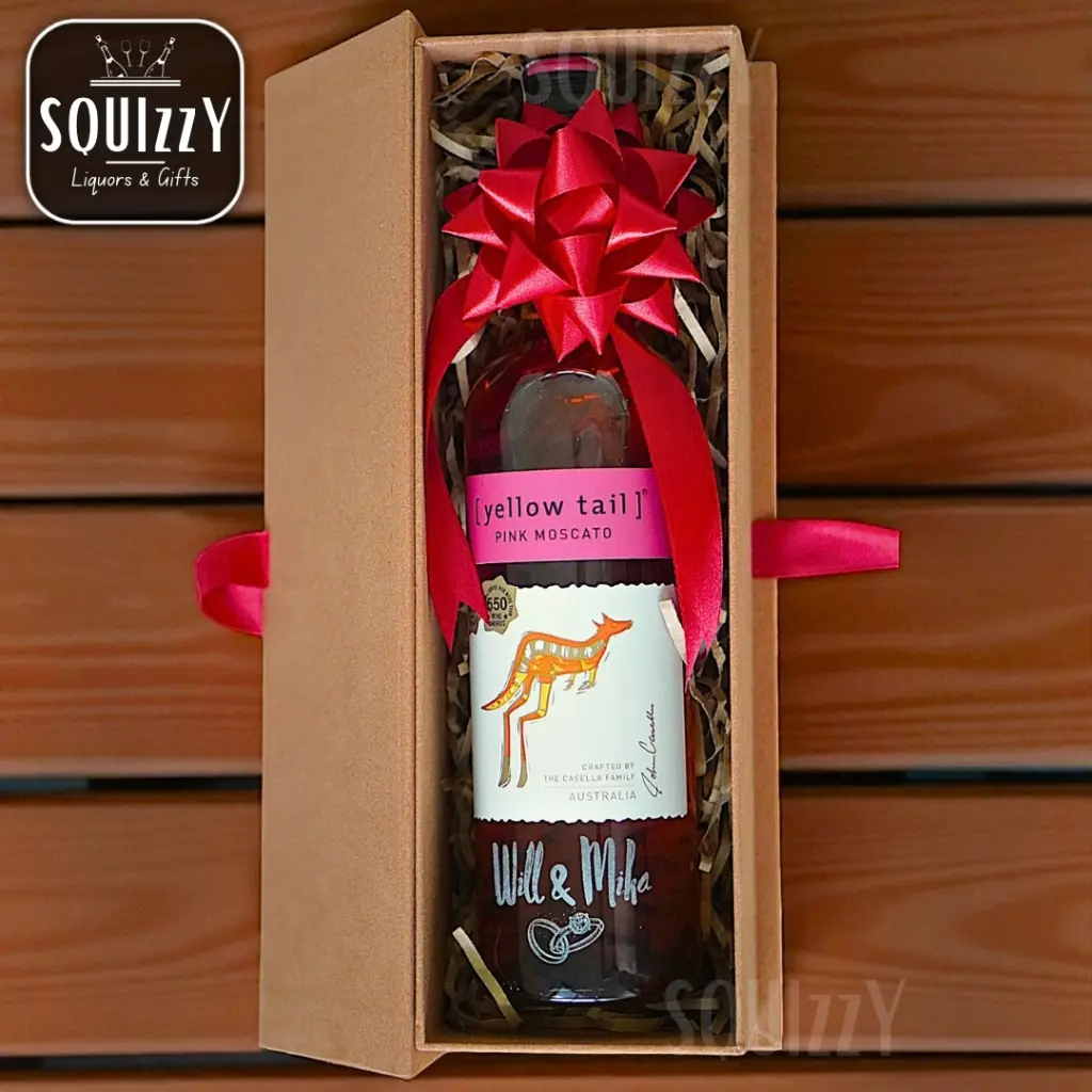 Engraved logo on bottle .webp