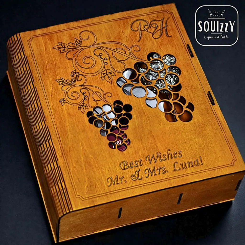 Wine Gift Set with Wooden Box 2.webp